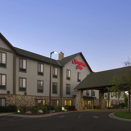 Hampton Inn Kansas City The Legends Exterior foto